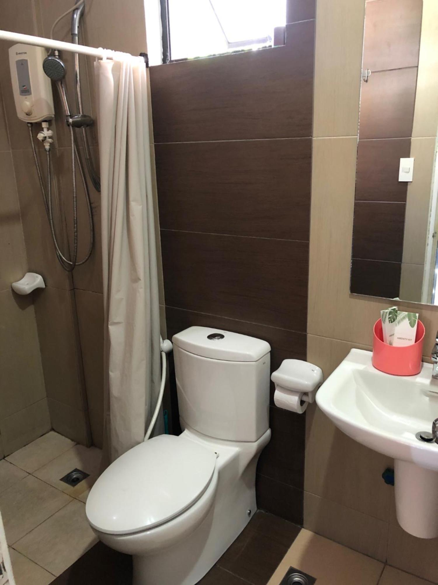 Date & Dine Resort Antipolo Luaran gambar