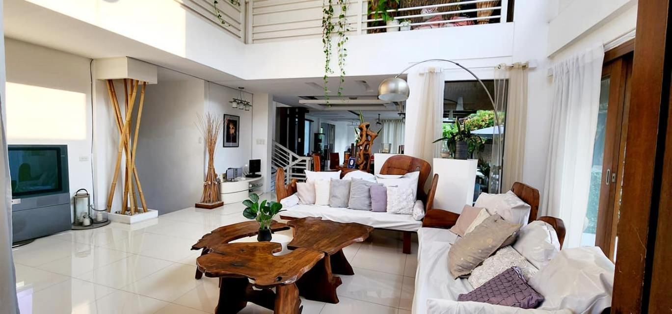 Date & Dine Resort Antipolo Luaran gambar