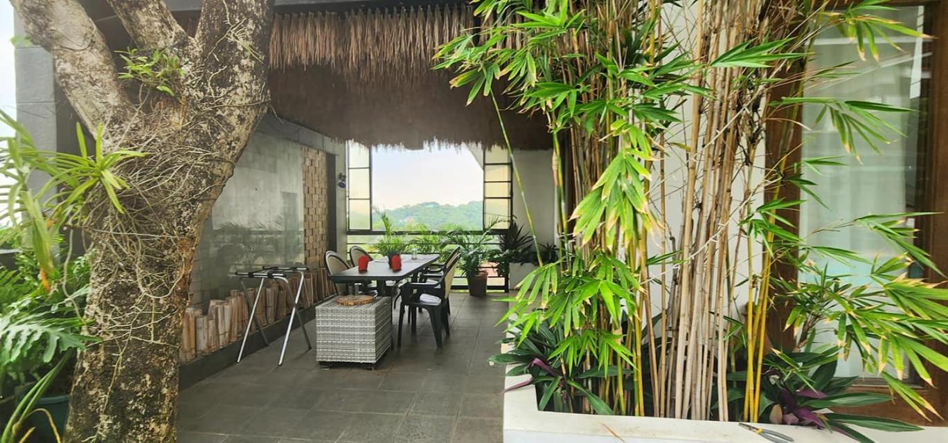 Date & Dine Resort Antipolo Luaran gambar