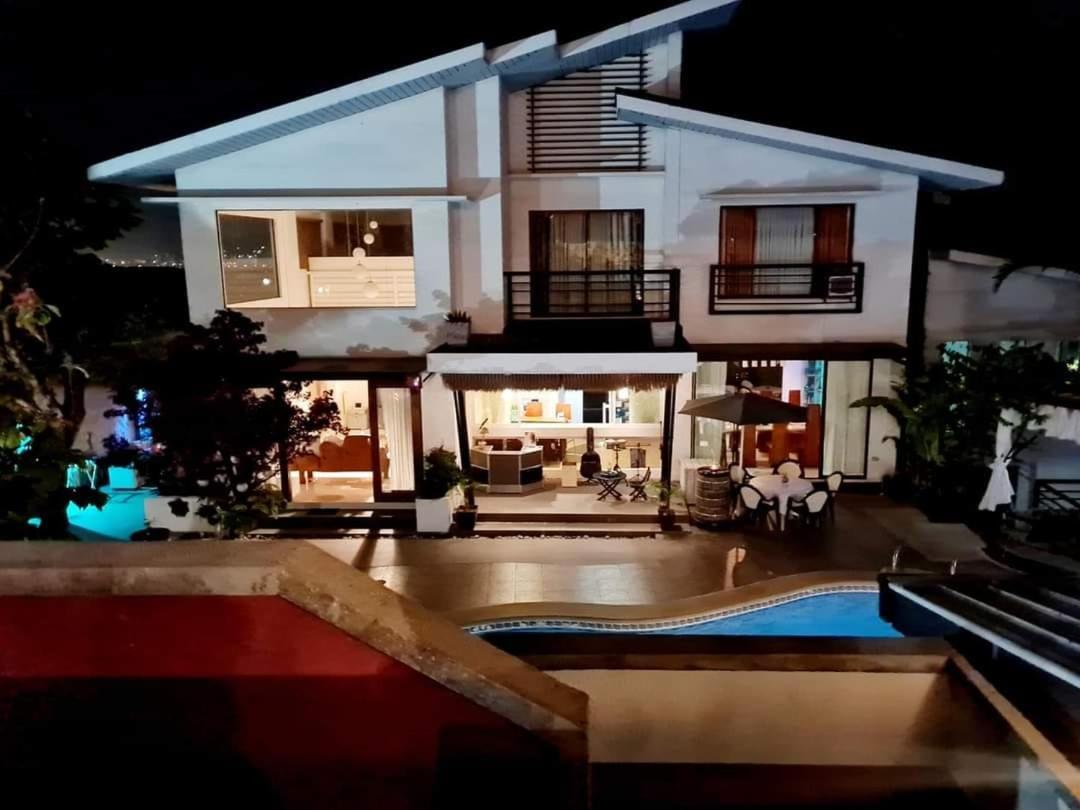 Date & Dine Resort Antipolo Luaran gambar