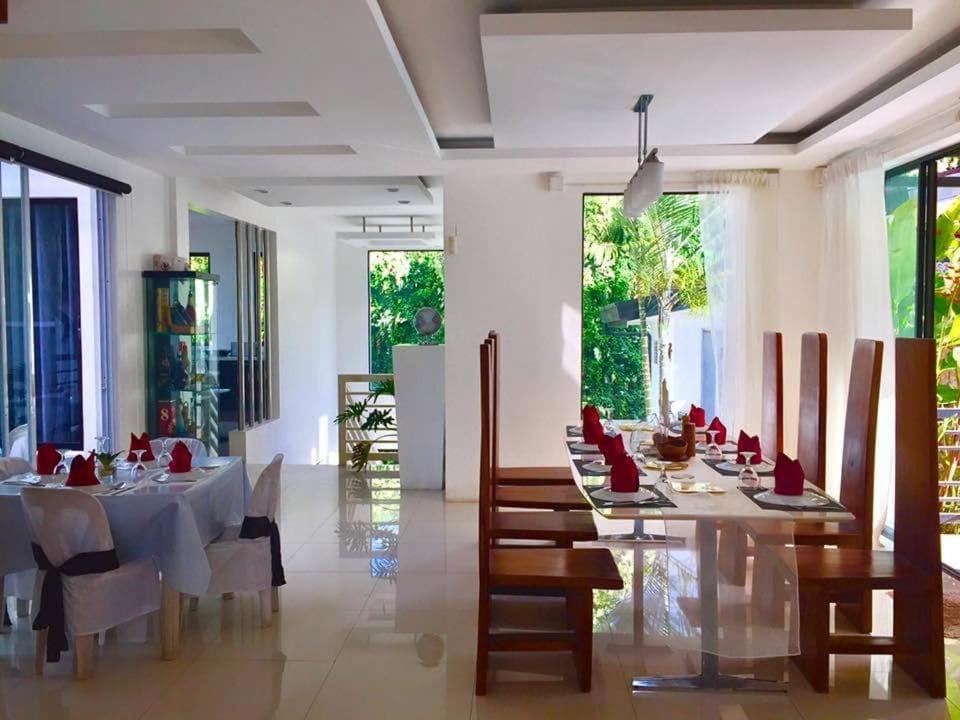 Date & Dine Resort Antipolo Luaran gambar