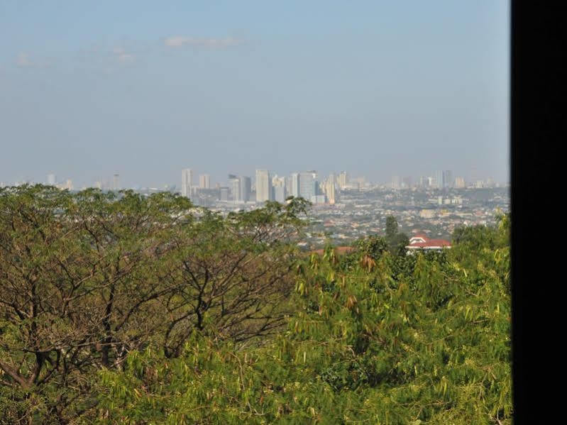 Date & Dine Resort Antipolo Luaran gambar
